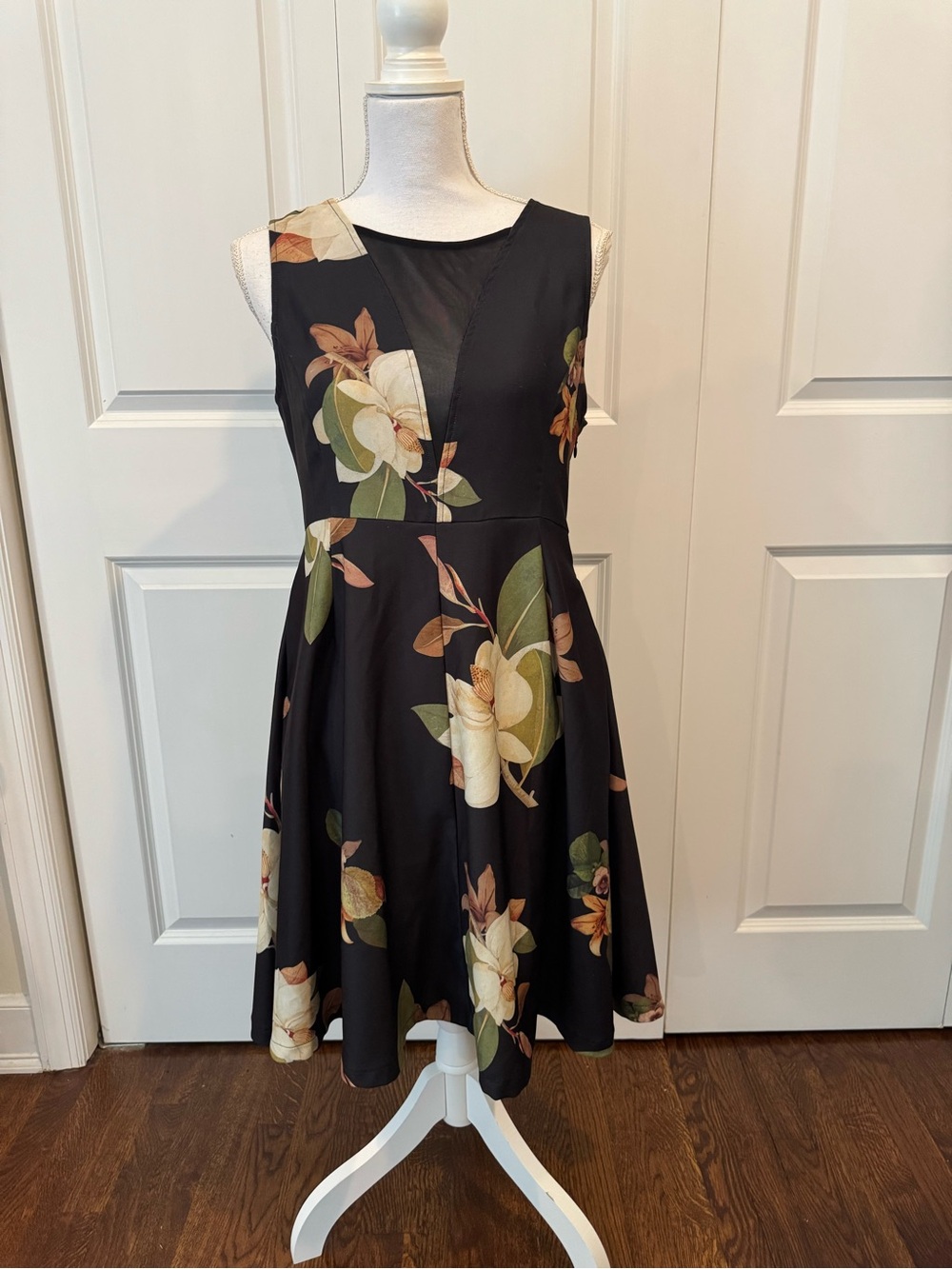 Pink Martini Floral Black Fit & Flare Sleeveless Dress Size M